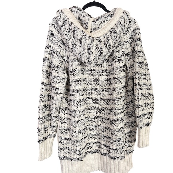NWT Free People Never Leaving Sweater Hoodie Black White Chunky Knit Small - Picture 13 of 13